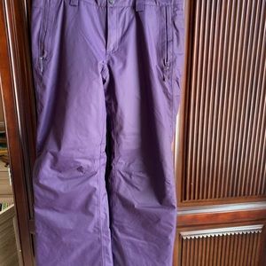 NorthFace insulated ski pants. M. Color eggplant.